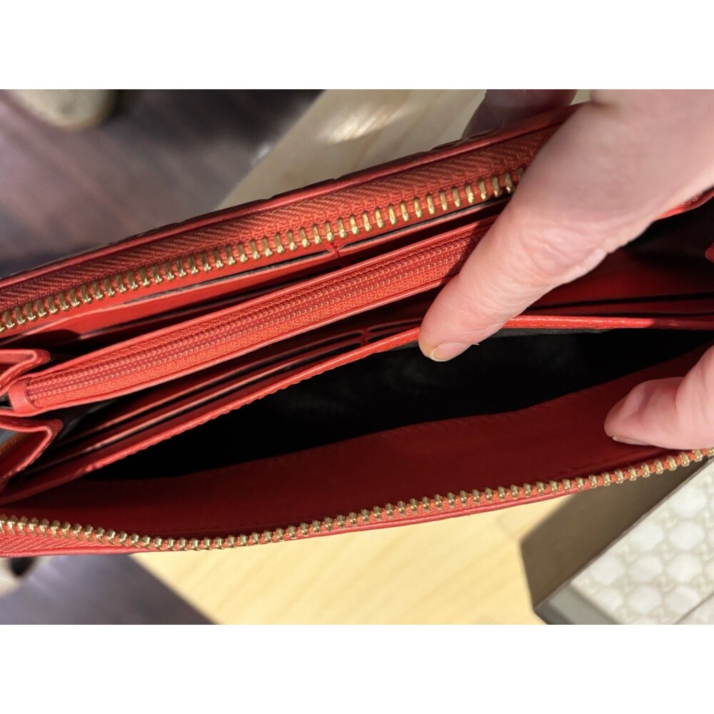 Authentic HOT Red GUCCI Guccissima Leather Zipper Wallet W/ COA Box Fits IPhone - Picture 16 of 16